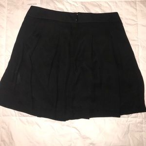Banana Republic Skirts - NWT! Banana Republic Pleated Black Skirt, Size 10 Banana Republic Skirts - NWT! Banana Republic Pleated Black Skirt, Size 10